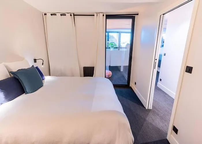 Le Lombard : Panorama Sur La Garonne * טולוז